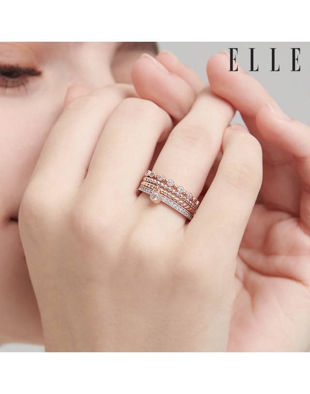 엘르 주얼리 드롭 포인트 콤비 레이어드 링 4종 세트 ELBRWR108 착용컷