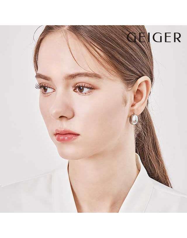 가이거 주얼리 실버 물방울 모티브 볼드 원터치 귀걸이 GISVEE141 착용컷
