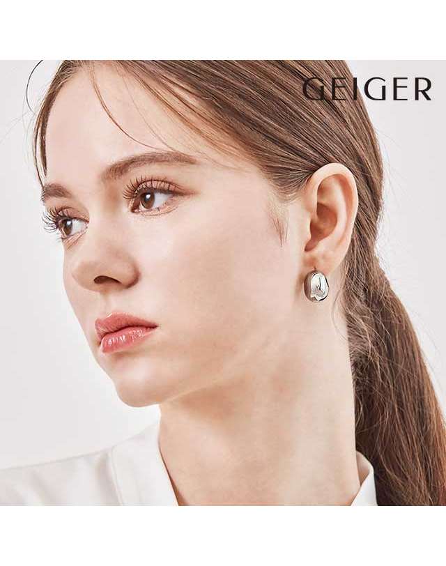 가이거 주얼리 실버 물방울 모티브 볼드 원터치 귀걸이 GISVEE141 착용컷