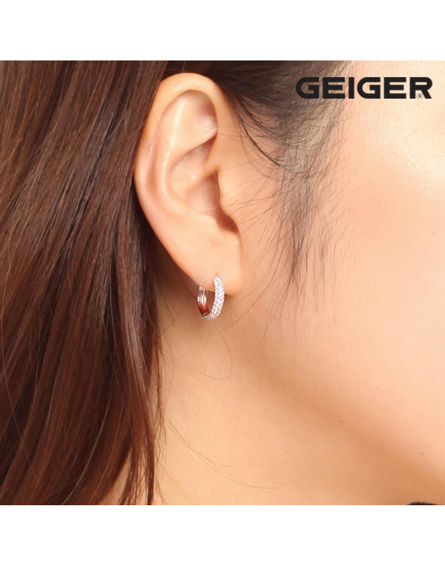 가이거 주얼리 18K GF 데일리 원터치 링귀걸이 GI8KPEE012 착용컷