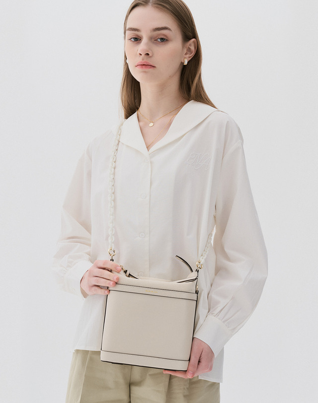 보니블라 에런백 ERON BAG CREAM WHITE 착용컷