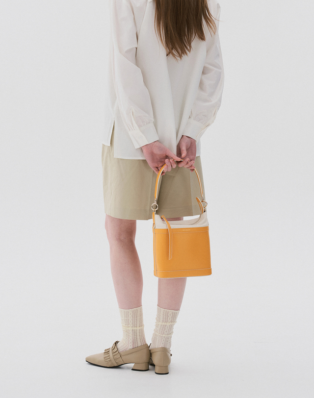 보니블라 에런백 ERON BAG TANGERINE 착용컷