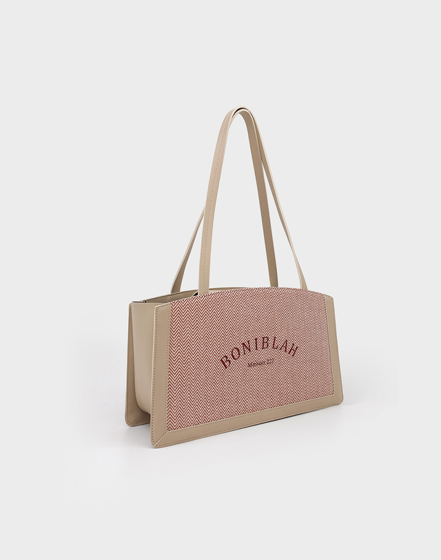 보니블라 데보백 DEBO BAG (BEIGE) 착용컷