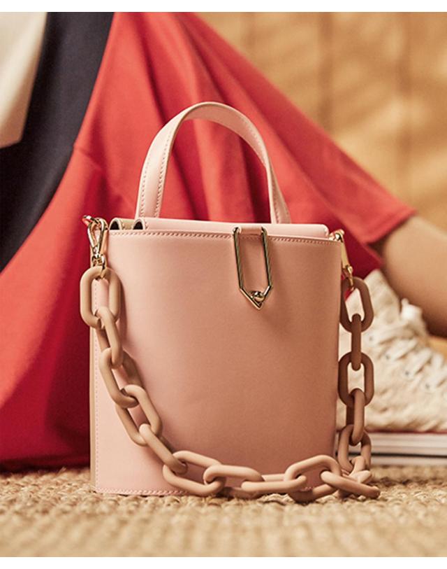 보니블라 마카롱 체인스트랩 MACARON CHAIN PINK 착용컷