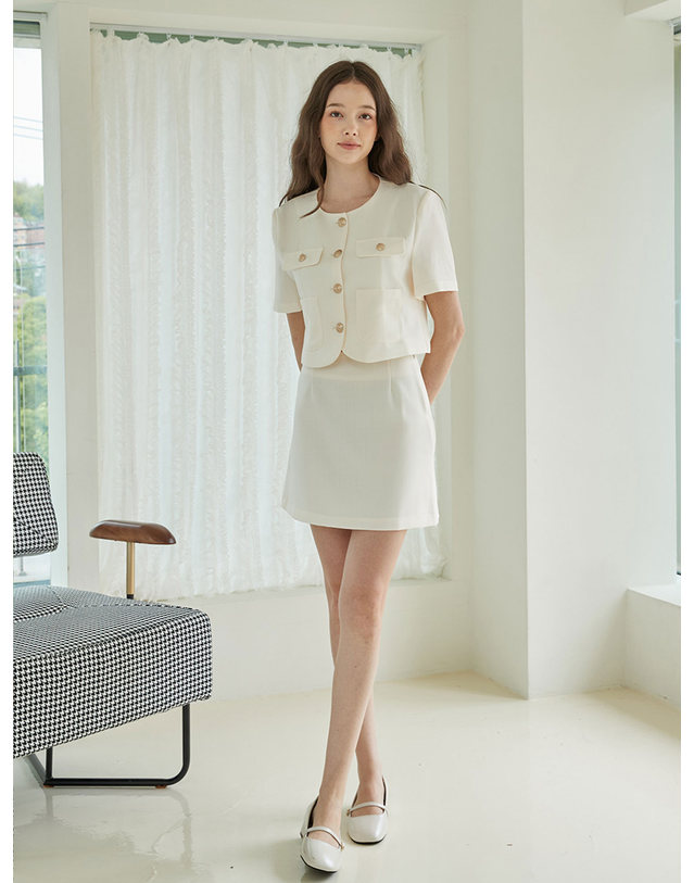 바이바이섭 [SET] 써머 크롭 싱글 자켓 + 베이직 에이라인 미니 스커트 아이보리 착용컷