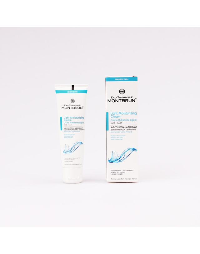 몽브항 라이트 모이스처라이징 크림 50ml 착용컷