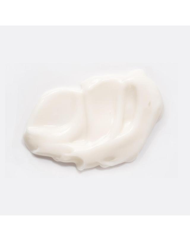몽브항 라이트 모이스처라이징 크림 50ml 착용컷