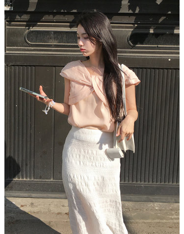 볼륨 트위스트 드레이프 블라우스_2컬러 S262T232