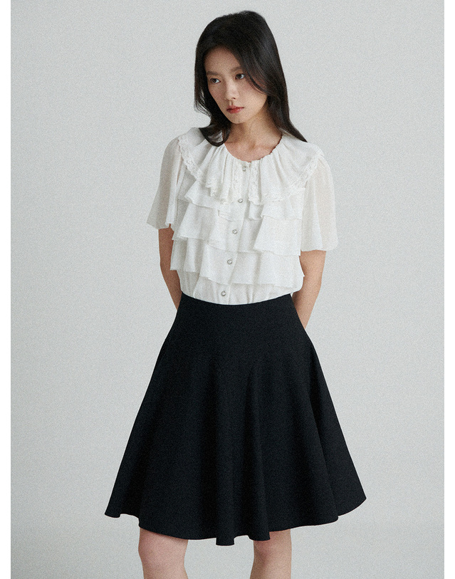 샤틴 레이스 프릴 티어드 블라우스_2컬러 S262T256 착용컷