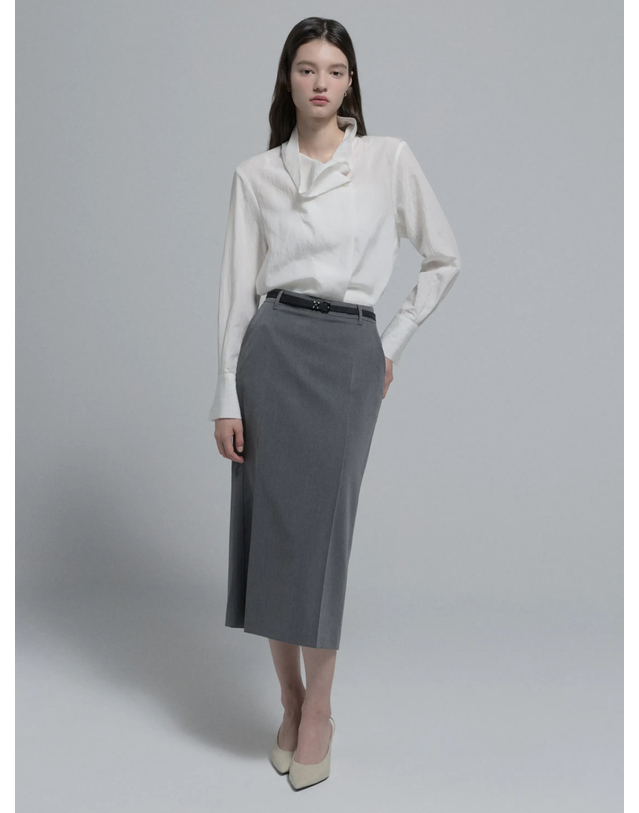샤틴 드레이프 카라 셔링 블라우스_2컬러 S263S299 착용컷