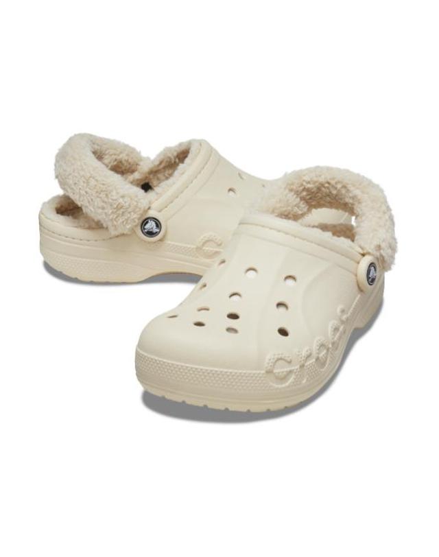 크록스 성인 BAYA LINED FUZZ STRAP CLOG WWT (25FUCL206633) 착용컷