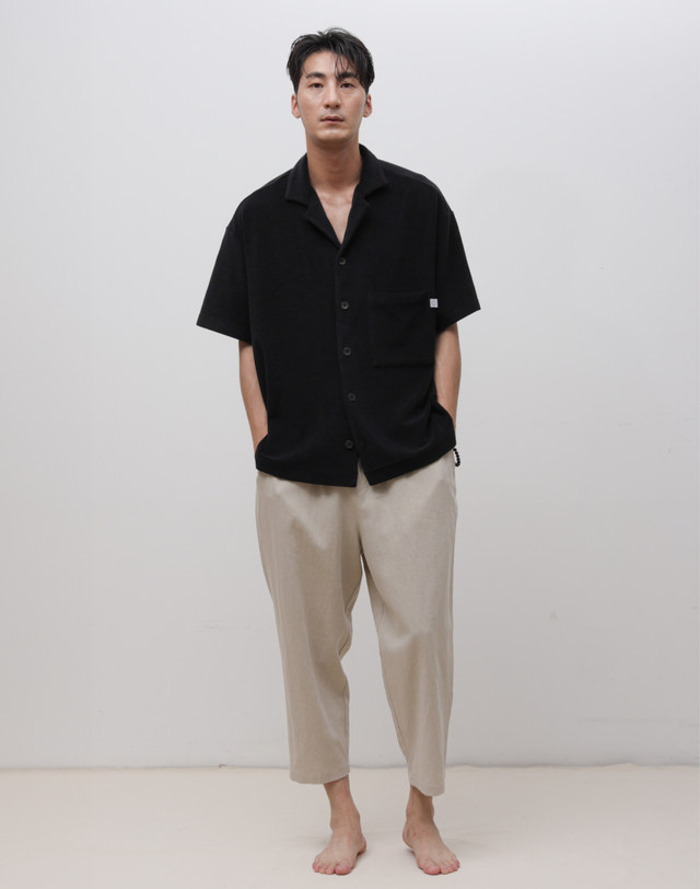 로우투로우 MRS301B 코튼 테리 숏 슬리브 메디테이션 셔츠 SUEDE BLACK 블랙 착용컷