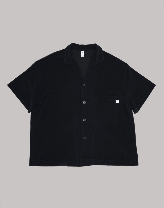 로우투로우 MRS301B 코튼 테리 숏 슬리브 메디테이션 셔츠 SUEDE BLACK 블랙 착용컷