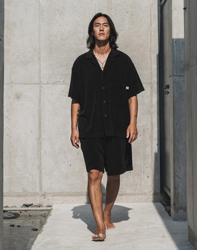 로우투로우 MRP301 코튼 테리 밴딩 메디테이션 쇼츠 ASH BLACK 블랙 착용컷