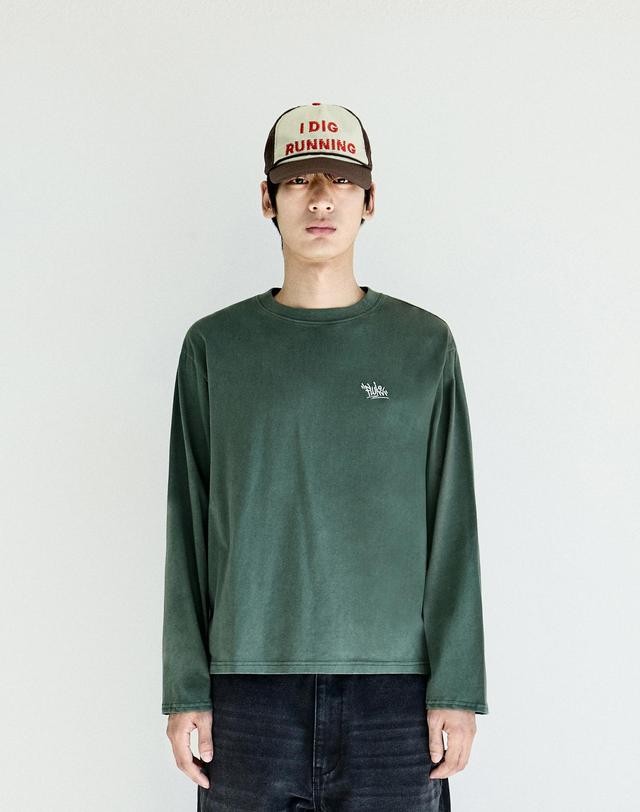 플루크 플루크 시그니처 로고 피그먼트 크롭 롱슬리브 FLT719 / 3Color 착용컷