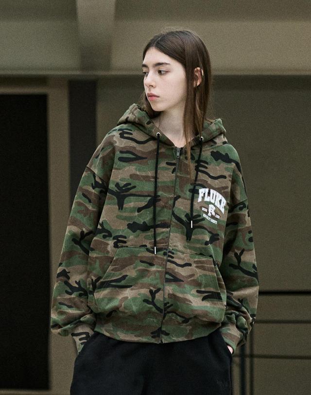 플루크 [26FW]카모 그래픽 후드 집업 FZT1046 / 2Color W 착용컷