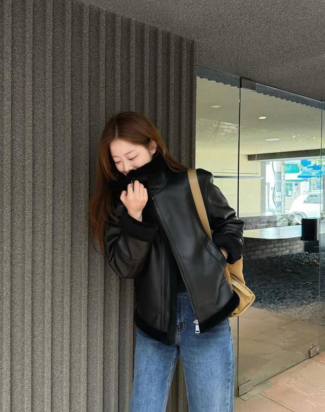 셀렙샵 에디션 셀렙샵에디션 FW 호주산 양모하프코트 착용컷