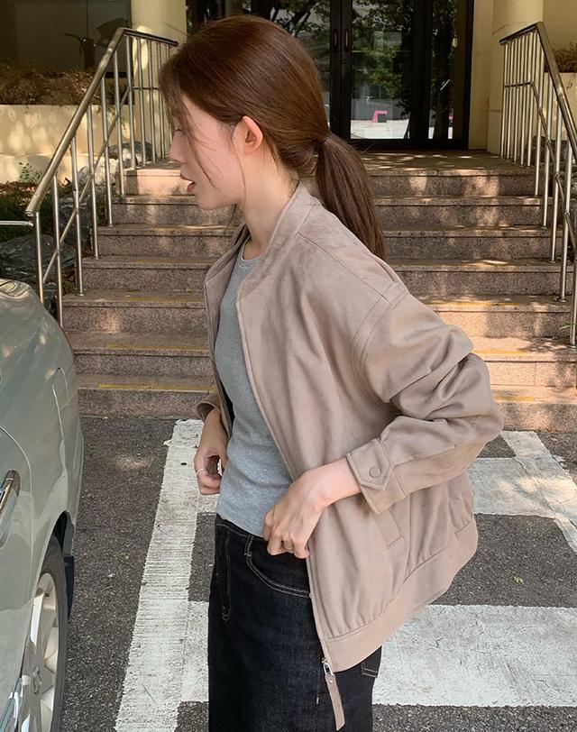 셀렙샵 에디션 셀렙샵에디션 멜로우 FAUX스웨이드 점퍼 착용컷