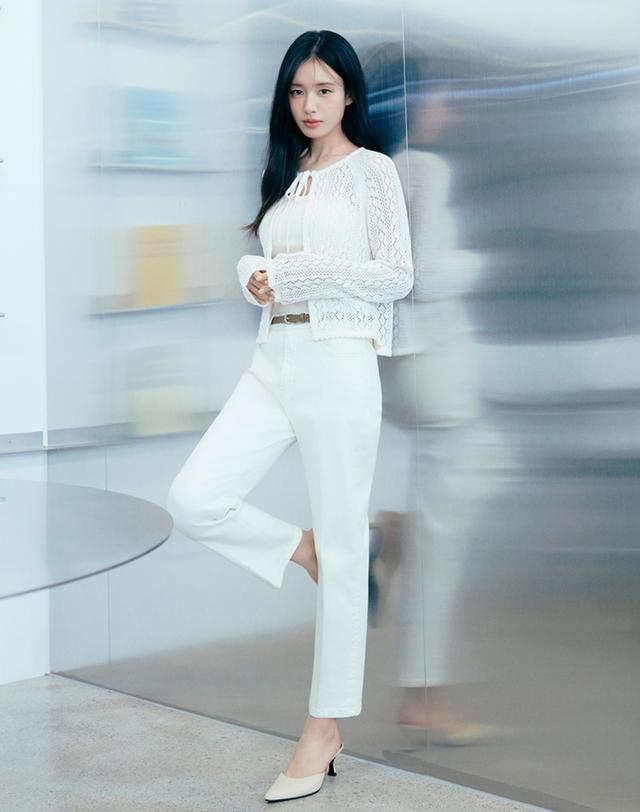 셀렙샵 에디션 셀렙샵에디션 텐션 사브리나 데님+체인벨트 착용컷