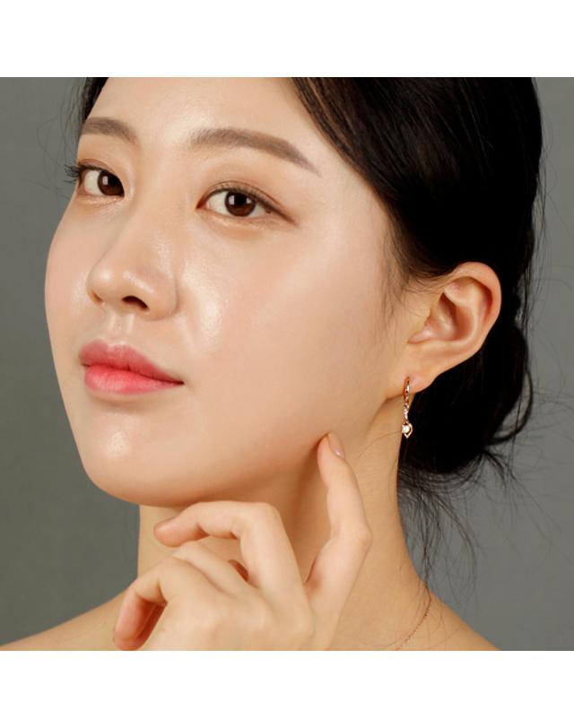 아이비골드 [아이비골드] 14k 레브진주 귀걸이 E12140 착용컷