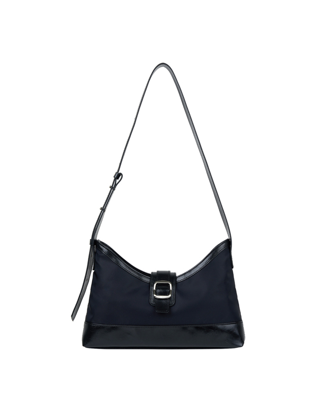 세미코드 veil middle bag - nylon black 착용컷