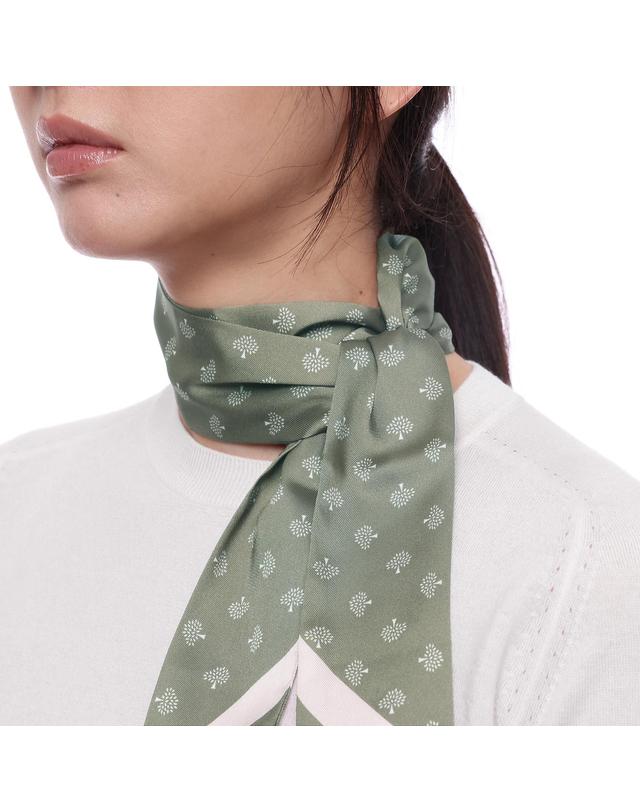 멀버리 26FW 여성 트리 스키니 스카프 (VS4774 984 R563 26F) 착용컷