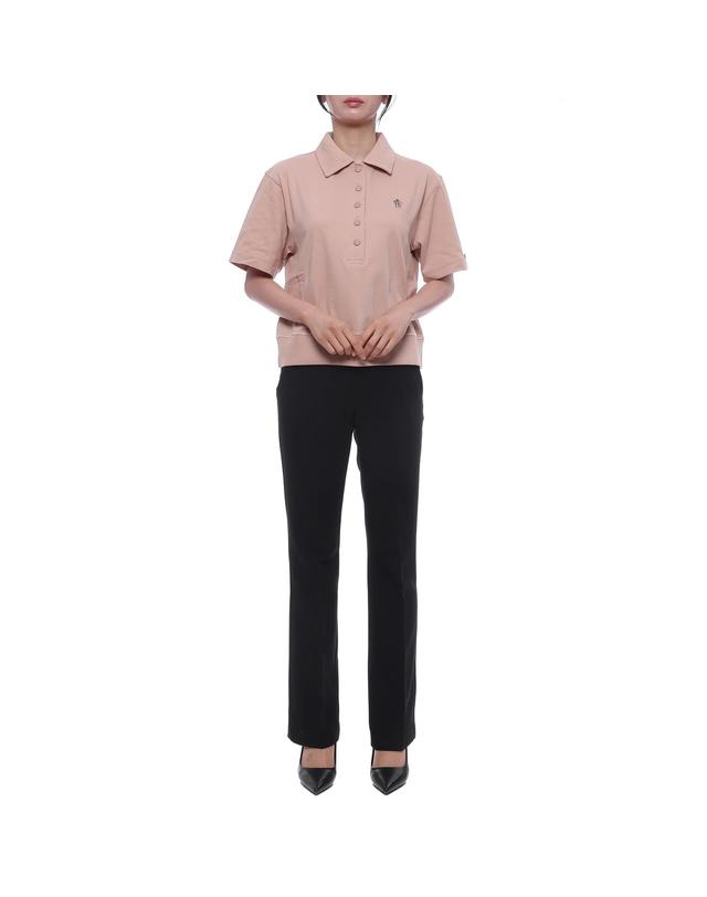 몽클레어 26SS 여성 로고 패치 폴로 반팔티셔츠 (8A00003 89AZ9 51L 26S) 착용컷
