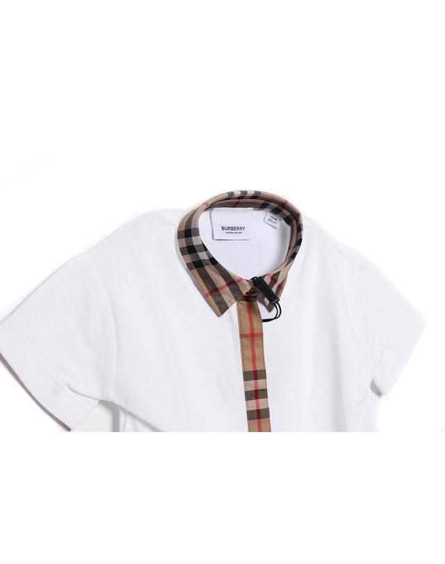 버버리 23SS 빈티지 체크 피케 원피스 (8053564 WHITE 23S) 착용컷