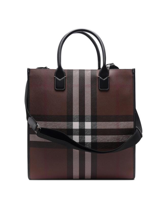 버버리 [유니코] [버버리] 23FW 남성 데니 슬림 버티컬 토트숄더백 (8064445 DARK BIRCH BROWN 23F) (8064445 DARK BIRCH BROWN 23F) 착용컷