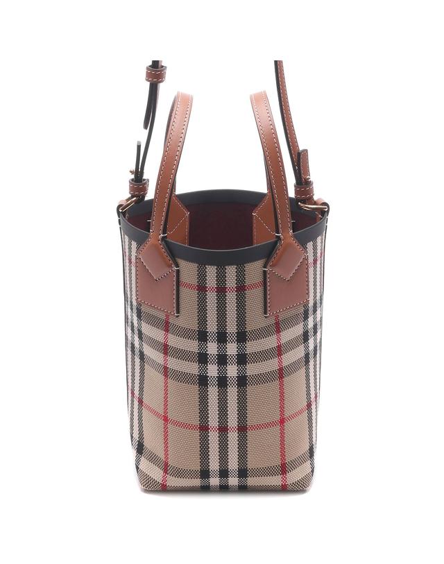 버버리 [유니코] [버버리] 23FW 여성 런던 미니 토트숄더백 (8070461 VINTAGE CHECK ARCHIVE BEIGE 23F) (8070461 VINTAGE CHECK ARCHIVE BEIGE 23F) 착용컷