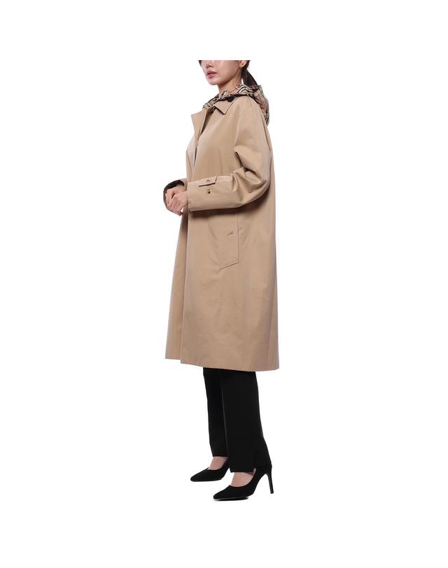 버버리 [유니코] [버버리] 23FW 여성 체크 후드 개버딘 카 코트 (8072677 HONEY 23F) (8072677 HONEY 23F) 착용컷