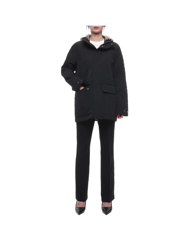 버버리 24FW 여성 체크 후드 퀼팅 재킷 (8093876 BLACK 24F) 착용컷