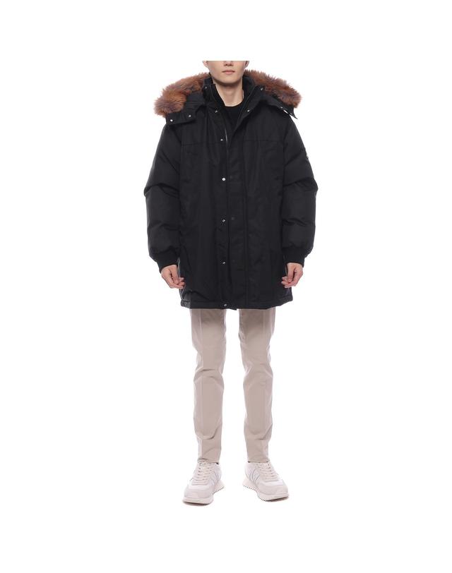 버버리 24FW 남성 EKD 아플리케 다운 롱패딩 (8091561 BLACK 24F) 착용컷