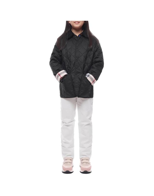버버리 24FW 코듀로이 다이아몬드 퀼팅 재킷 (8092519 BLACK 24F) 착용컷