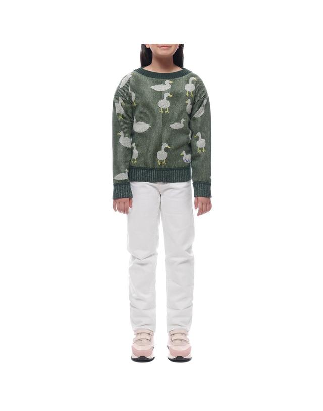 버버리 24FW 덕 울 캐시미어 크루넥 니트 (8089162 DARK MOSS 24F) 착용컷