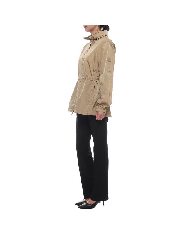 버버리 26SS 여성 체크 나일론 점퍼 (8113107 FLAX BEIGE 26S) 착용컷