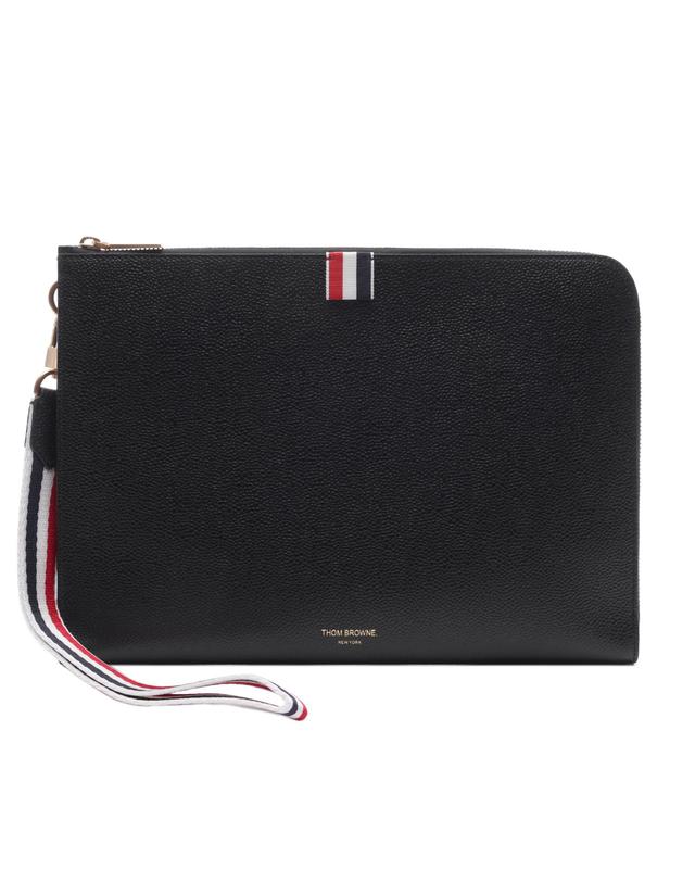 톰브라운 25FW 남성 RWB 스트랩 미디엄 클러치백 (MAC083A 00198 001 25F) 착용컷