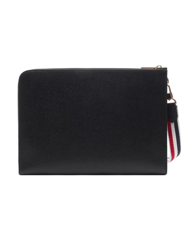 톰브라운 25FW 남성 RWB 스트랩 미디엄 클러치백 (MAC083A 00198 001 25F) 착용컷
