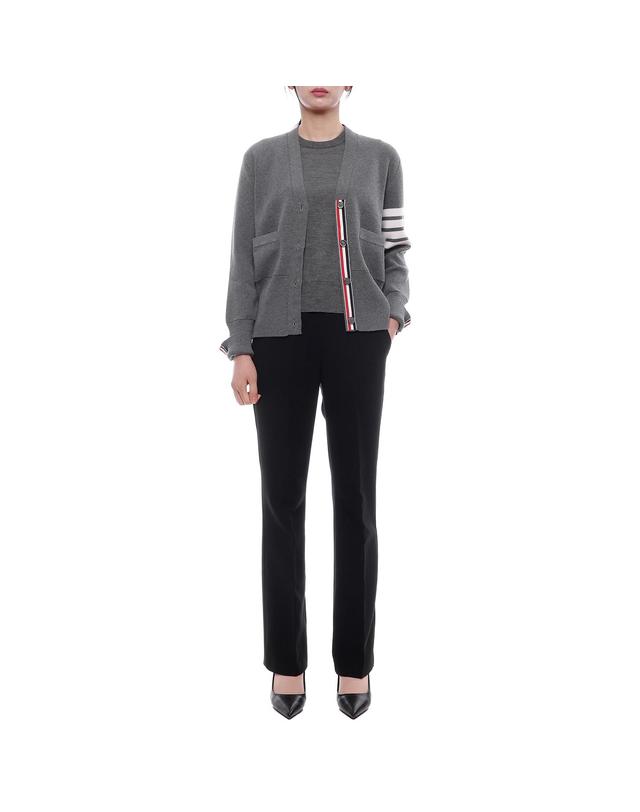 톰브라운 25FW 여성 밀라노 스티치 울 가디건 (FKC207A 00014 035 25F) 착용컷