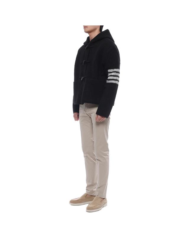 톰브라운 25FW 남성 사선 인타르시아 더플 숏 코트 (MKJ137A Y1054 001 25F) 착용컷
