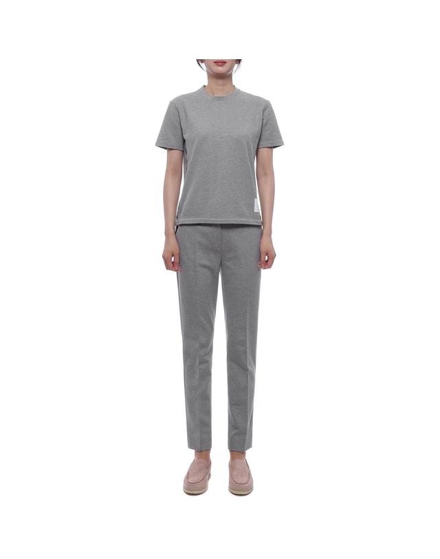 톰브라운 26SS 여성 센터백 스트라이프 반팔티셔츠 (FJS013A 00050 055 26S) 착용컷