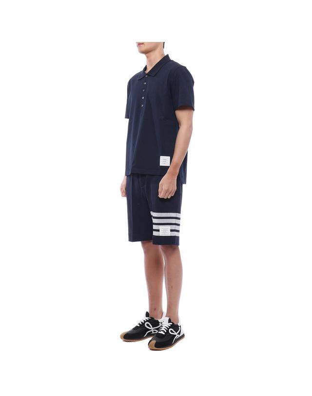톰브라운 26SS 남성 삼선탭 폴로 반팔티셔츠 (MJP052A 00042 415 26S) 착용컷