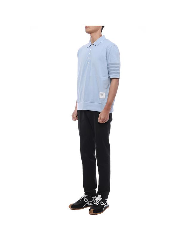 톰브라운 26SS 남성 사선 스트라이프 폴로 반팔티셔츠 (MJP236A J0253 480 26S) 착용컷
