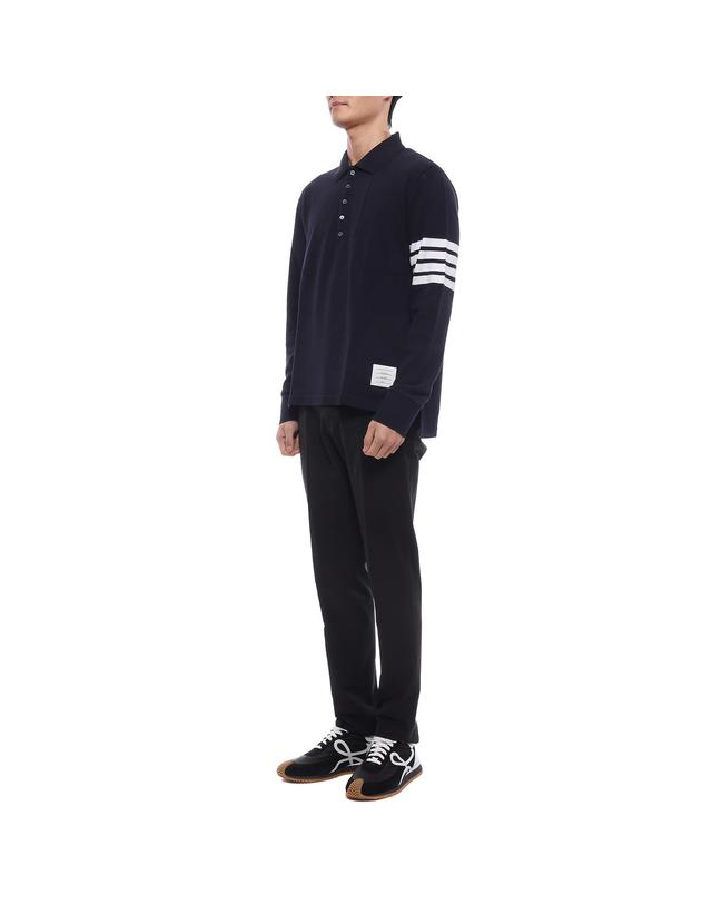 톰브라운 26FW 남성 사선 스트라이프 폴로 긴팔티셔츠 (MJP137G 07976 415 26F) 착용컷
