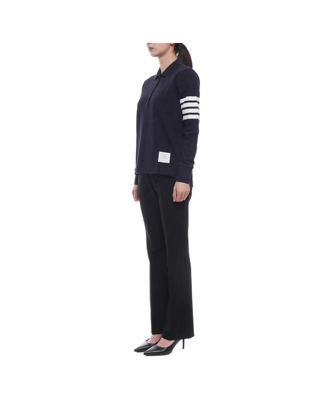 톰브라운 26FW 여성 사선 스트라이프 폴로 긴팔티셔츠 (FJP053G 07976 415 26F) 착용컷
