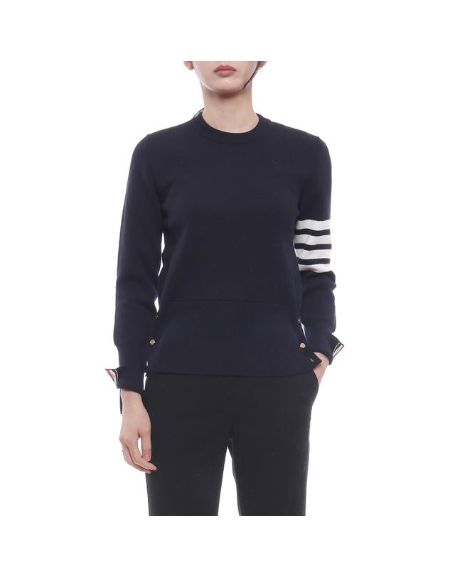 톰브라운 26FW 여성 밀라노 스티치 울 니트 (FKA239A 00014 415 26F) 착용컷