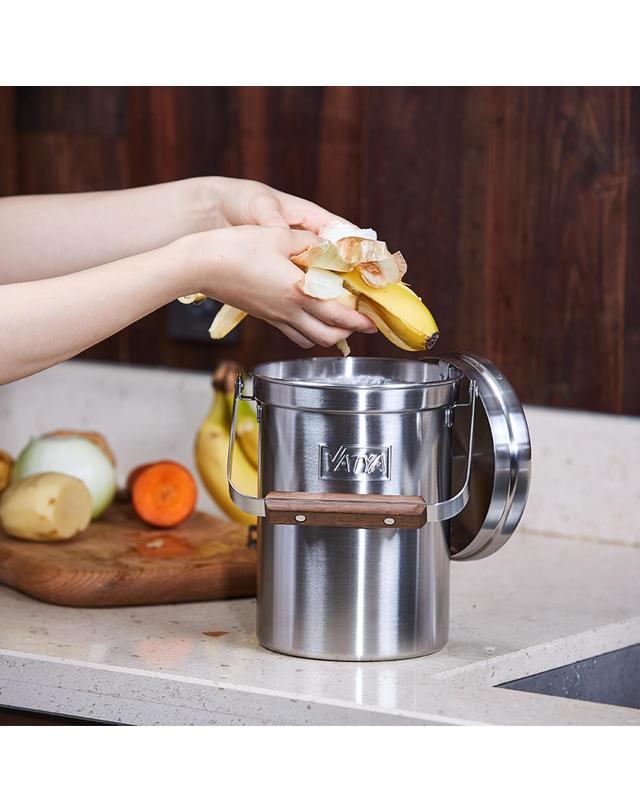 밧드야 18-8 풀스텐 음식물쓰레기통 3L 착용컷