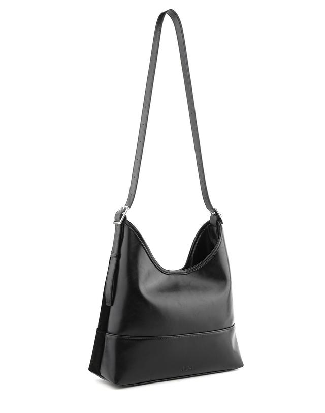 몽삭 Lea REVERSIBLE SHOULDER BAG BLACK AP71-2668-BS 착용컷