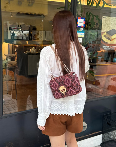 브라운 스웨이드 숏팬츠