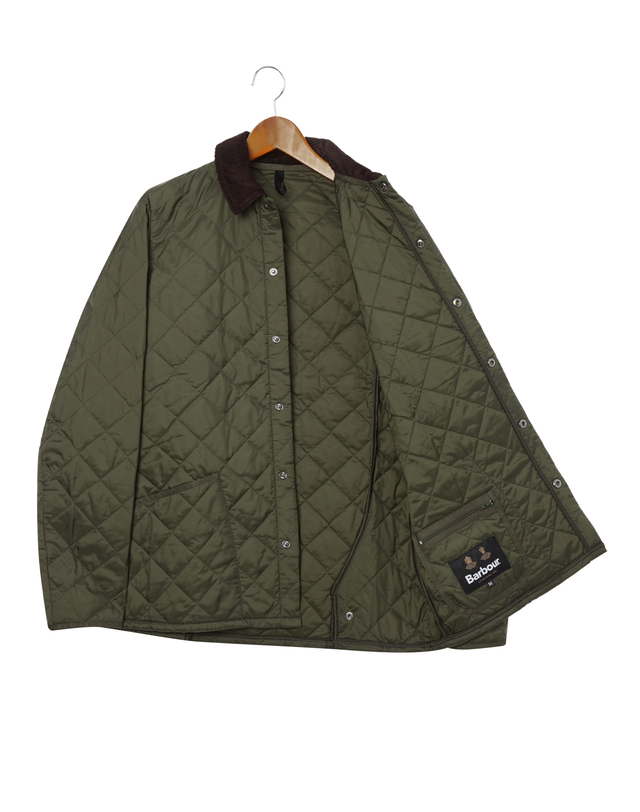 바버 남성 카키 Heritage Liddesdale 퀼팅 자켓 진한 연두 착용컷